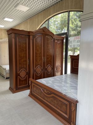 Spalniy ganitur kamplekt