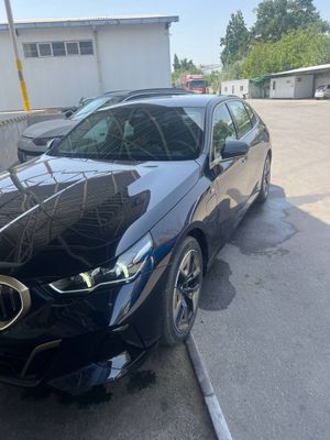 BMW I5 35L 2024 yil