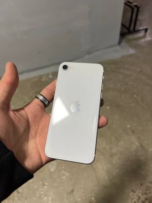 iPhone se 2020 white