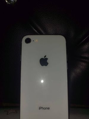 Iphone 8 sotiladi