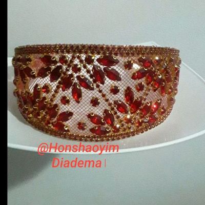 Diadema sotiladi. Holati yangi.