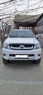 Tayota hilux 2008-yil 2.7 mator