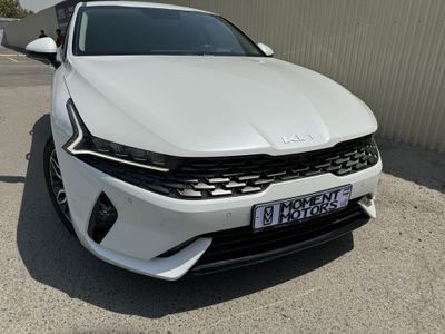 Продам авто Kia K5 2023г 2.5л