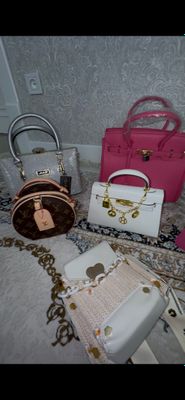 Turli sumkalar 100-300so’mgacha