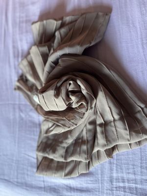 Dubai Kashka sharfla donasi 50 mingdan 60/200 razmeri