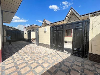 Продаётся Евродомик 4 комн+ 2 холла.1.8 соток Дёшево!(70 000&)