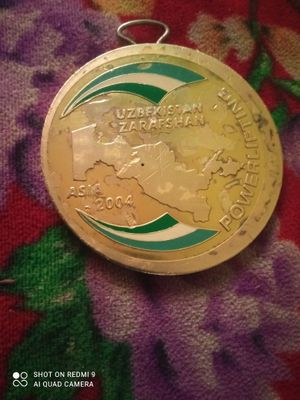 Zor medal sotaman narhi 1000$ doler omaydigonlar bezota qilmasin.