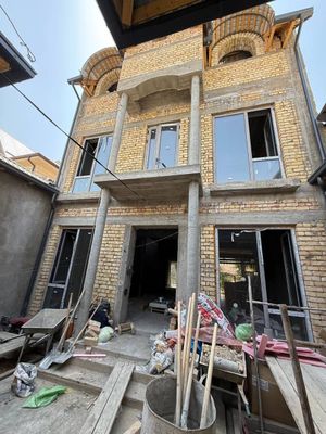 Продается Евро Каробка на Никитина