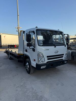 Эвакуатор с трапами платформой HYUNDAI EX8