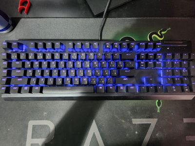 Игровая клавиатура Razer blackwidow v4 x (жёлтые свитчи)