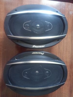 Продам калонки Pioneer TS-A6960F 450wat в отличном состоянии.