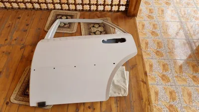 Продаётся задняя левая дверь от Chevrolet Gentra, новая снята с кузова