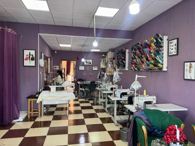 СРОЧНО Таййор бизнес Ателье барча жихозлари билан сотилади.