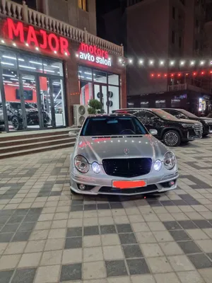 Mercedes Benz W211 V8 Elegance