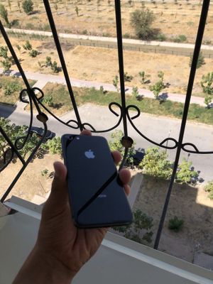 iphone 8 64gb yaxw sostayaniya