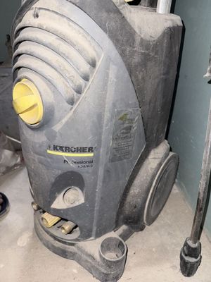 Karcher sotiladi holati ortacha chunki anchadan beri ishlatilmayapti
