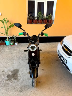 Elektron skuter LARGO MOTORS