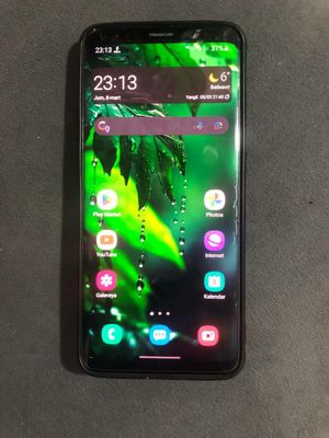 Samsung Galaxy S9 64GG,Ideal Ekranni cetida kickina qrlgan joyi b