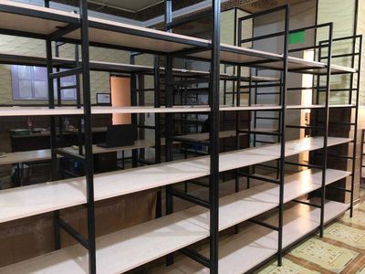 Срочно продаются металлические стеллажи в стиле лофт