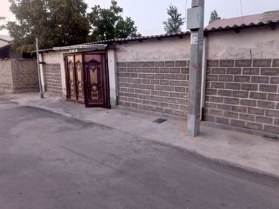 Срочно продают дом земляной, дом.