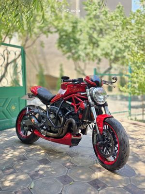 Сотилади Ducati Monster 821
