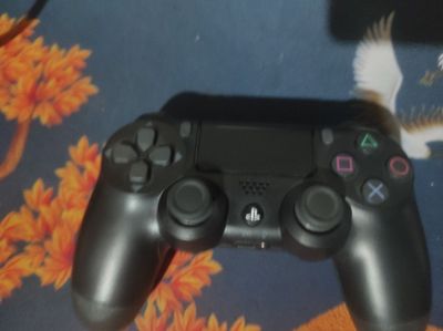 Joystick ps4 komputergayam tushadi