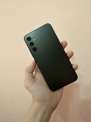 Samsung a34 5g 200$ --