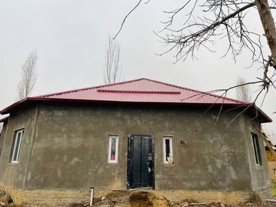 Uchastka sotiladi !