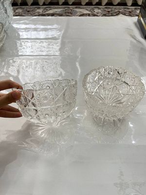 2 хрустальные салатницы, 4 хрустальные варенницы