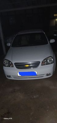 Lacetti 1.8 yili 2009 sroshni sotiladi