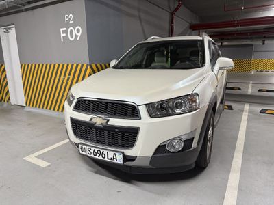 Машина Captiva 2