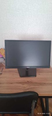 Монитор -LG 22EN33S