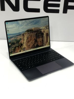 Kuchli Huawei MateBook