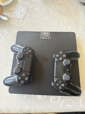 PS4 Playstation / Срочно сотилади