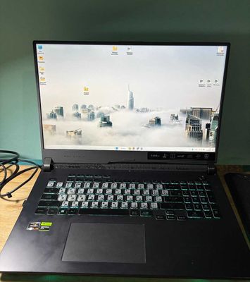 Asus ROG Strix G713