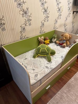 Продам детскую кровать