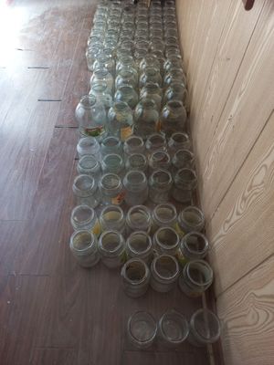 Банки стеклянные .