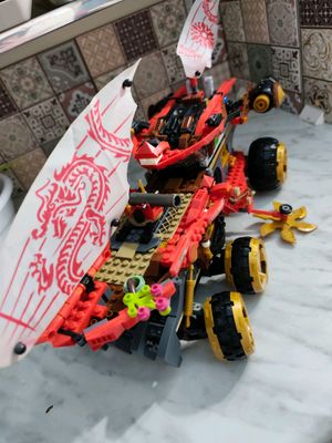 Собранные наборы Lego и реплики