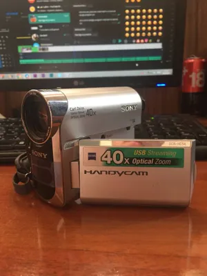 Sony Dcr-HC54. Xamma komplekti karobkalari bor