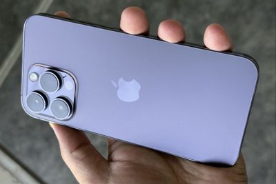 Iphone 14 pro max sotiladi. 680$