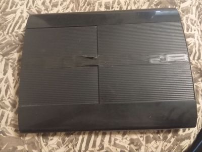 Ps 3 super slim 500 gb