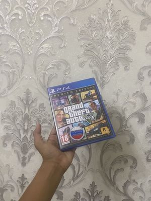 Gta 5 disk.