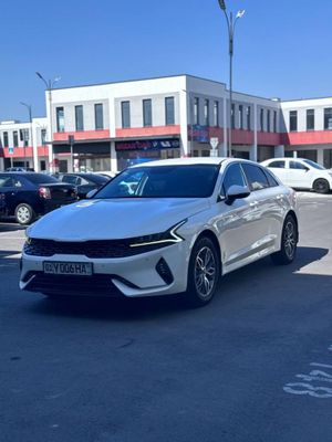 Kia k5 avtokredit naxt