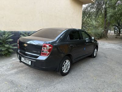 Cobalt A/T 2024 мокрый асфальт в отличном состоянии