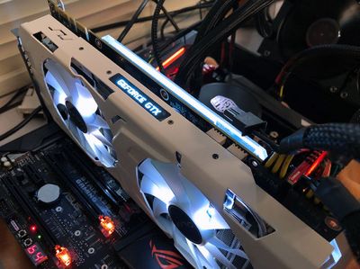 GALAX GTX 1070 ti, идеал состаяние как новый 8gb 256 bit RGB