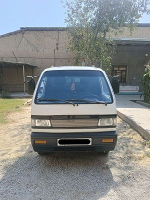 Sotiladi Labo 1993-yilda ishlab chiqarilgan Korreyski benzinda yuradi