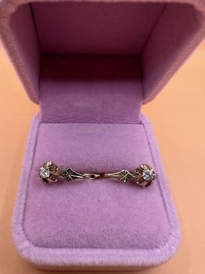 Продам золотые серьги.
