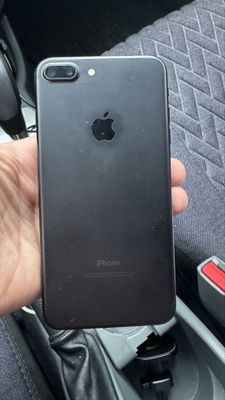 Продаётся на запчаст iphone 7plus 256gb