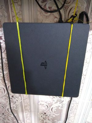 Ps 4 sotiladi 1 terabayt 2 jostik bilan xolati idial 8 igrasi bo