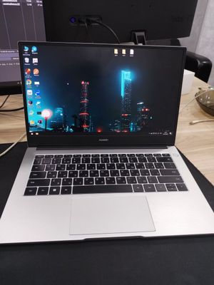 Huawei Matebook d14
